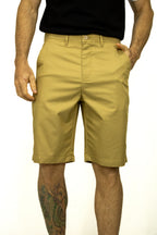 BERMUDA  CLÁSICA CAQUI PARA HOMBRE