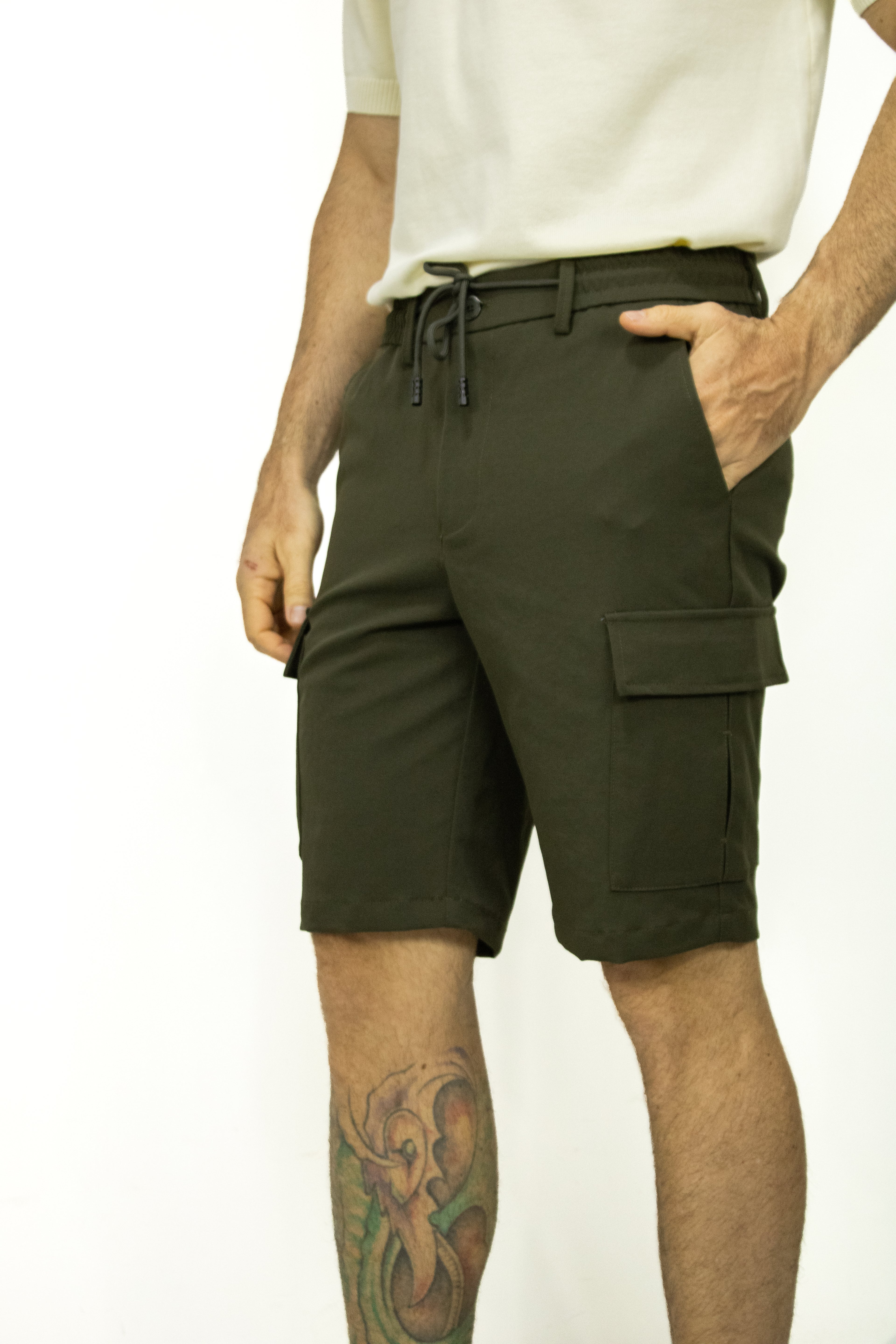 BERMUDA CARGO VERDE PARA HOMBRE