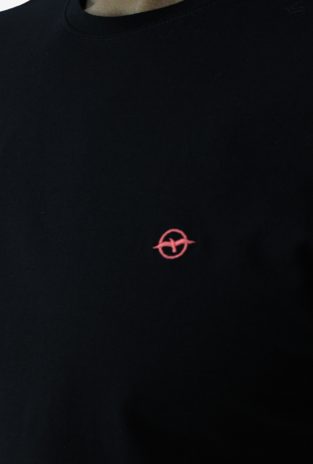 Camiseta Negra Para Hombre DMTSOUT02