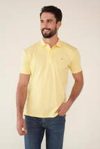 Camiseta Tipo Polo Amarilla Para Hombre