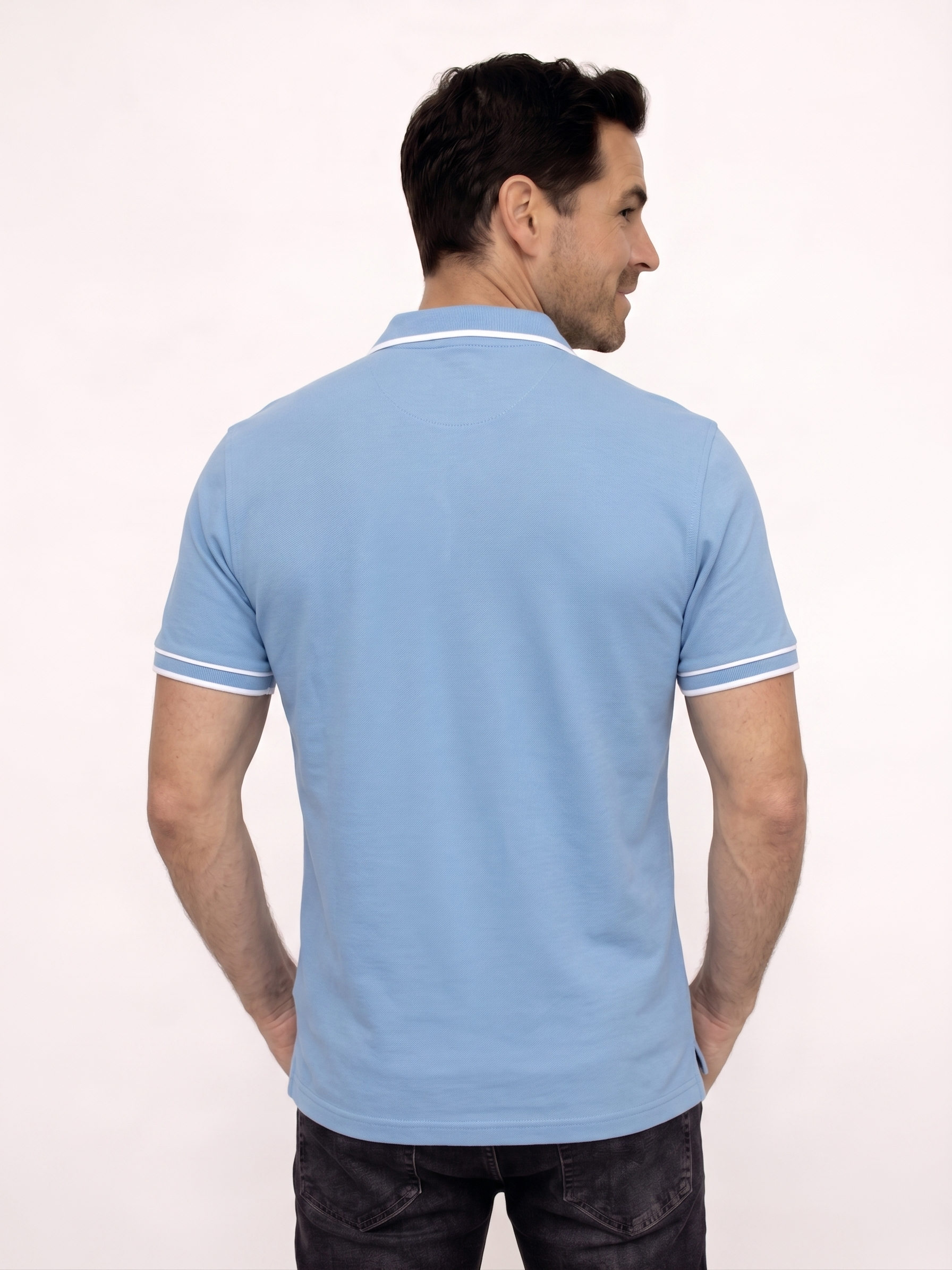 POLO MANGA CON VIVOS EN CONTRASTE PARA HOMBRE