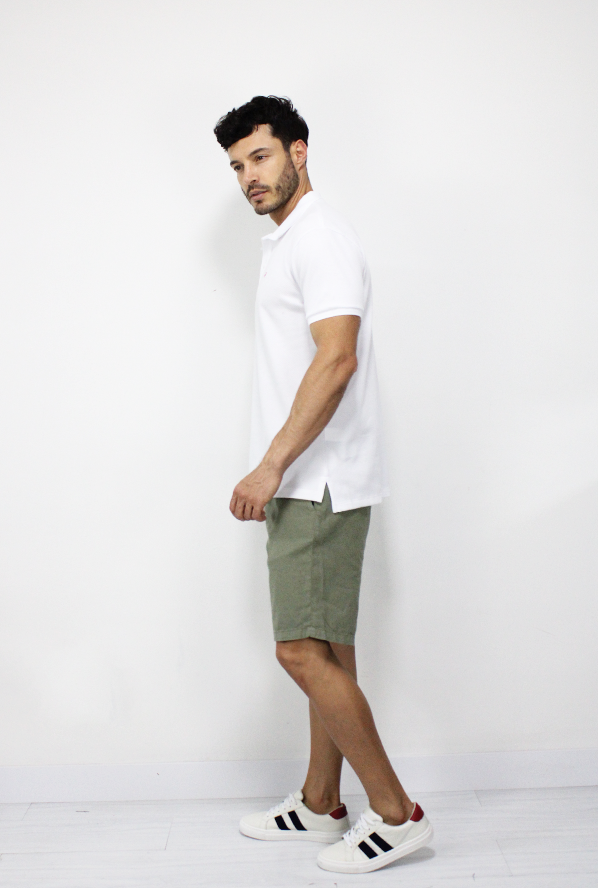 Camiseta Tipo Polo Blanca Para Hombre DMCP01
