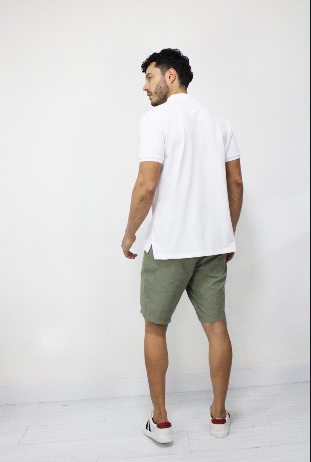 Camiseta Tipo Polo Blanca Para Hombre DMCP01