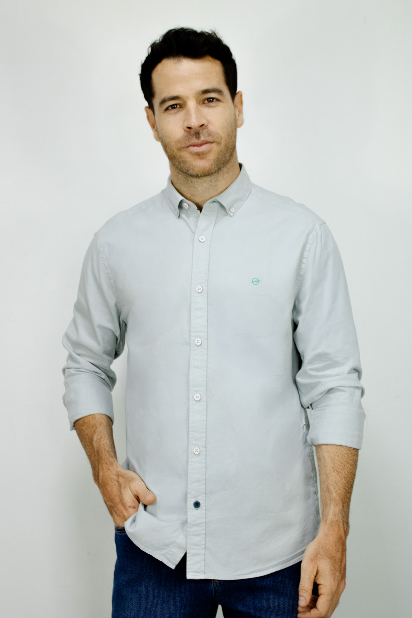 Camisa Manga Larga Gris Oxford Para Hombre