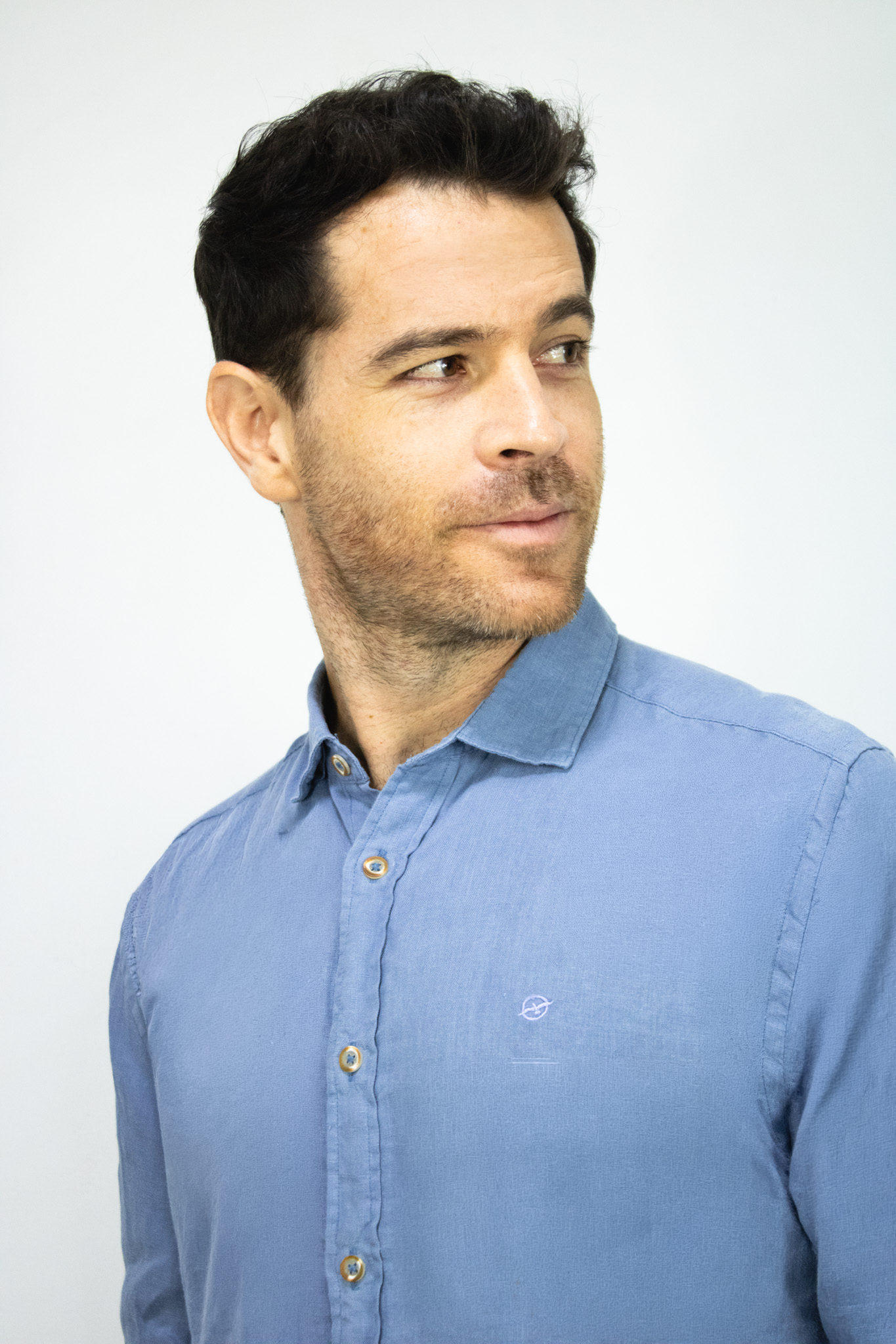 Camisa de Lino Azul Manga Larga para Hombre