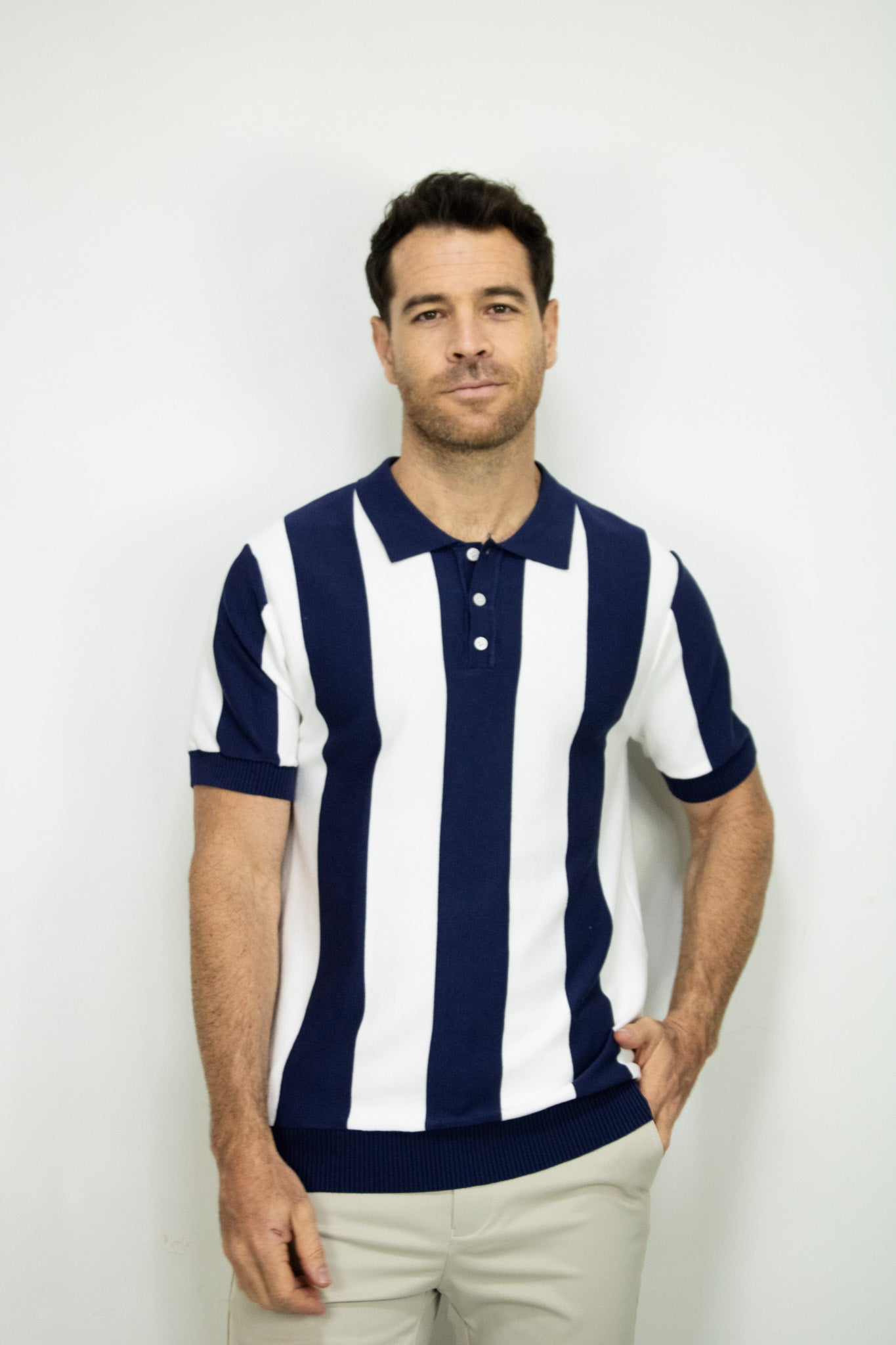POLO TEJIDA RAYAS AZUL OSCURA PARA HOMBRE
