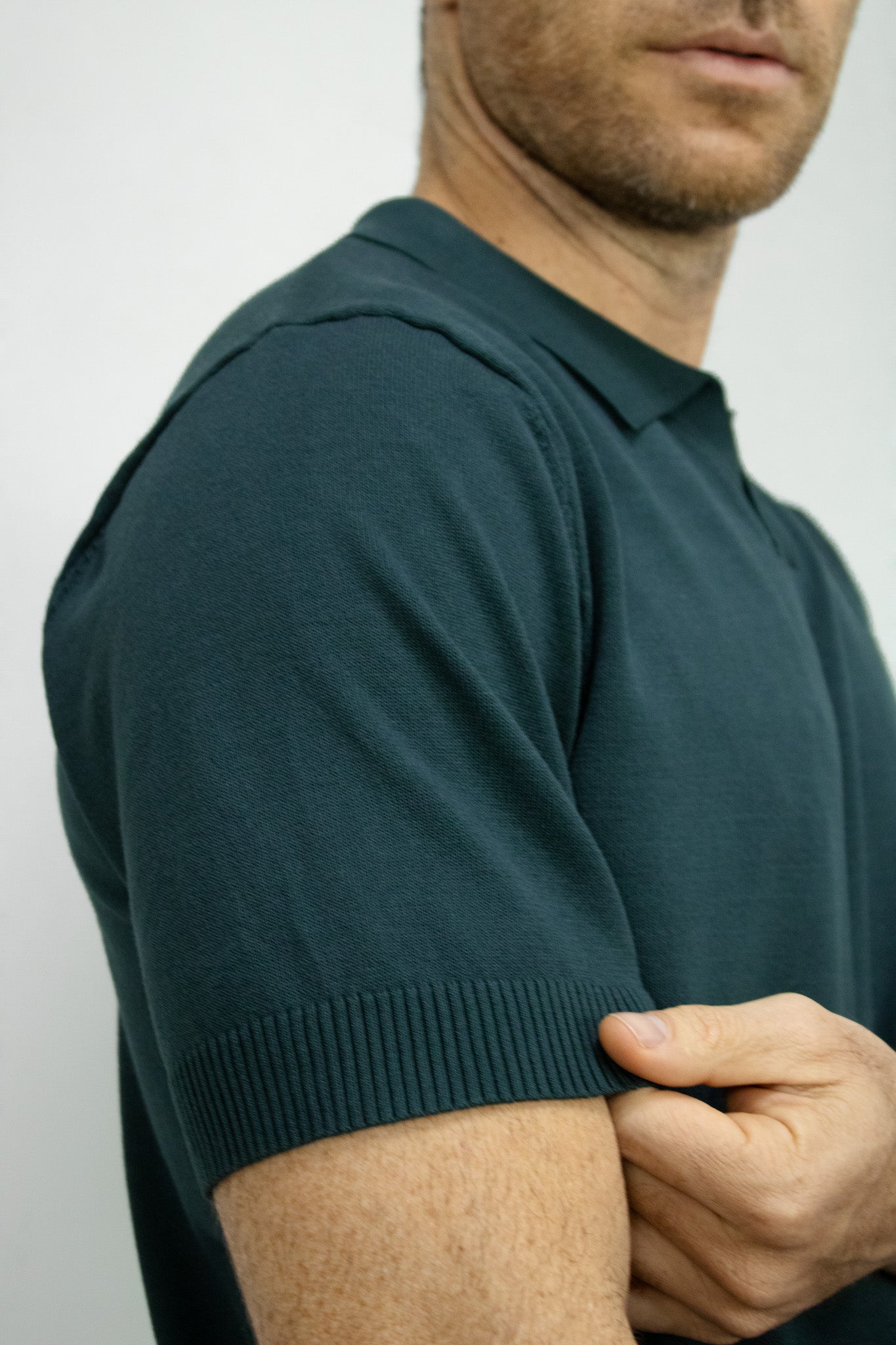 POLO TEJIDA VERDE OSCURO PARA HOMBRE