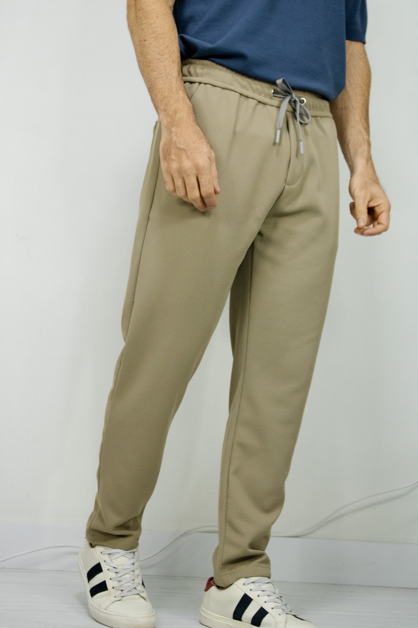 JOGGER TEXTURIZADO CAQUI PARA HOMBRE