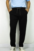 JOGGER TEXTURIZADO NEGRO PARA HOMBRE