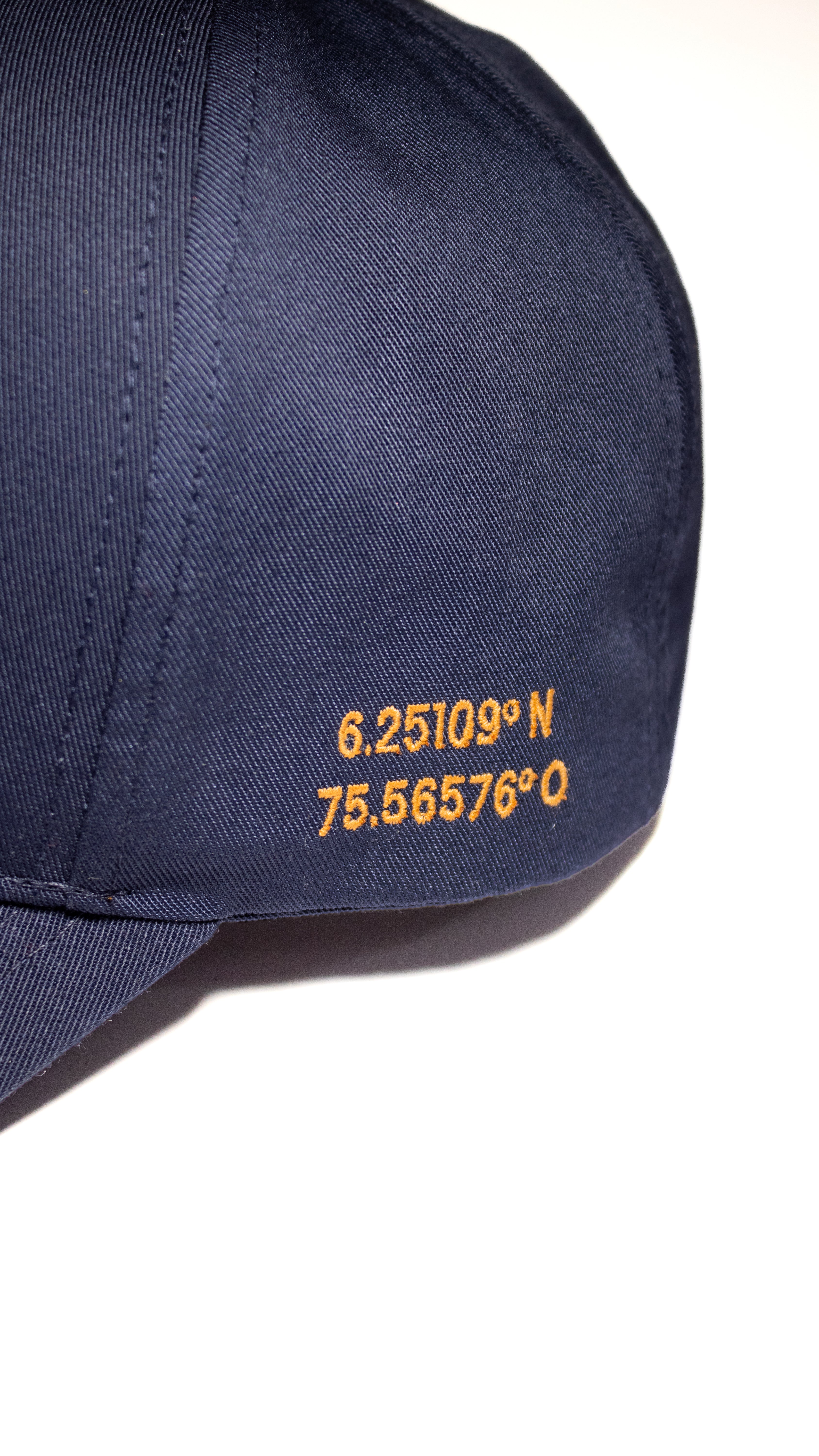 GORRA AZUL OSCURA PARA HOMBRE