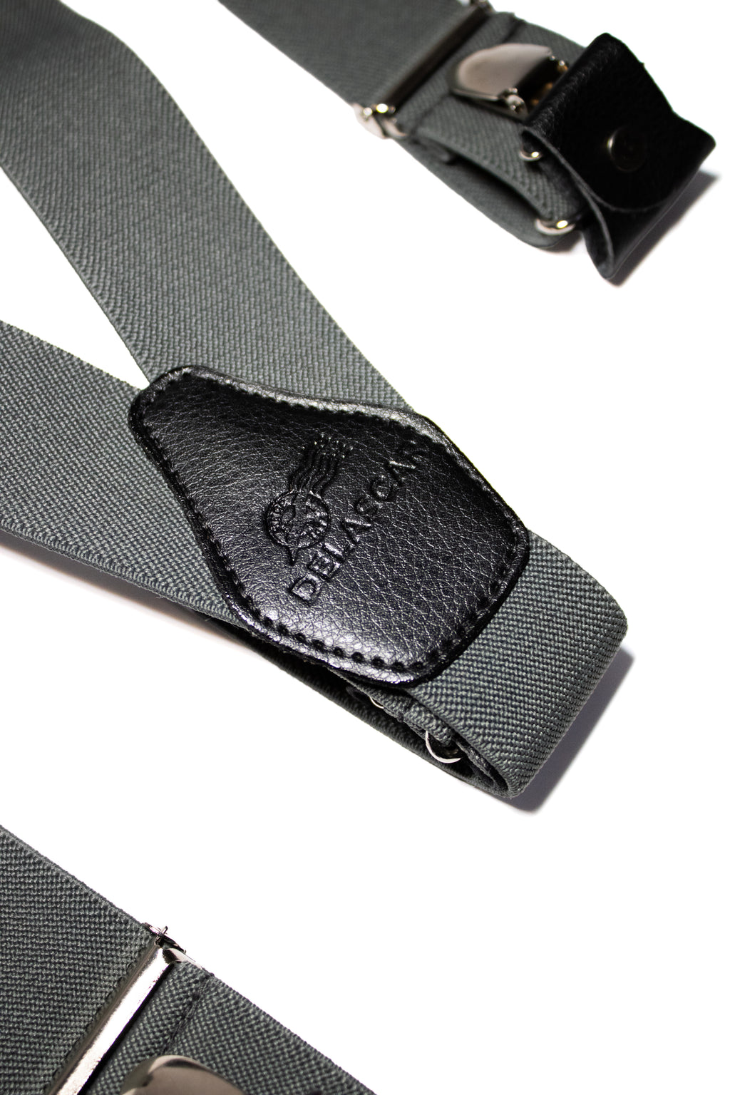 CARGADERA GRIS PARA HOMBRES