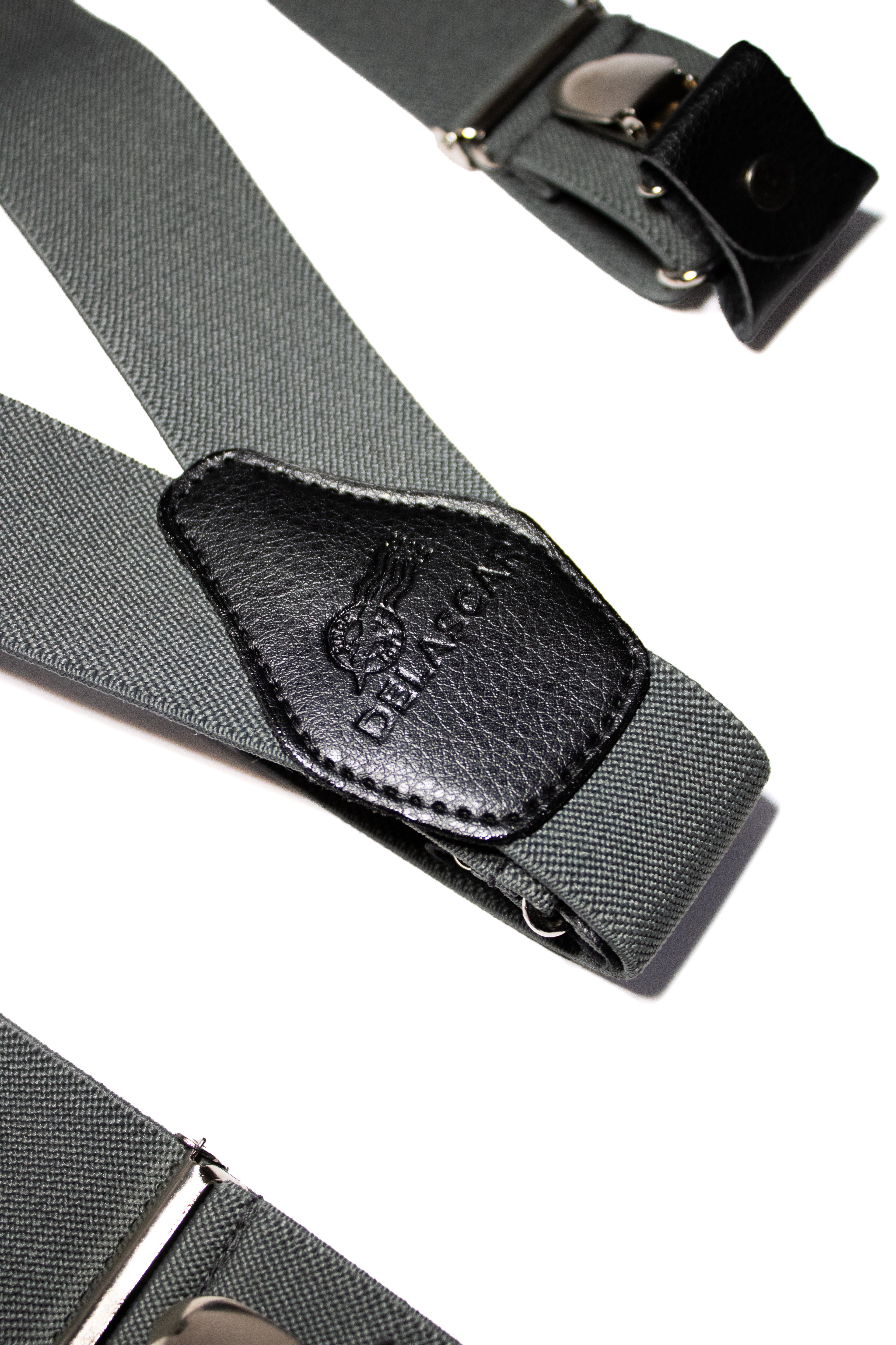CARGADERA GRIS PARA HOMBRES