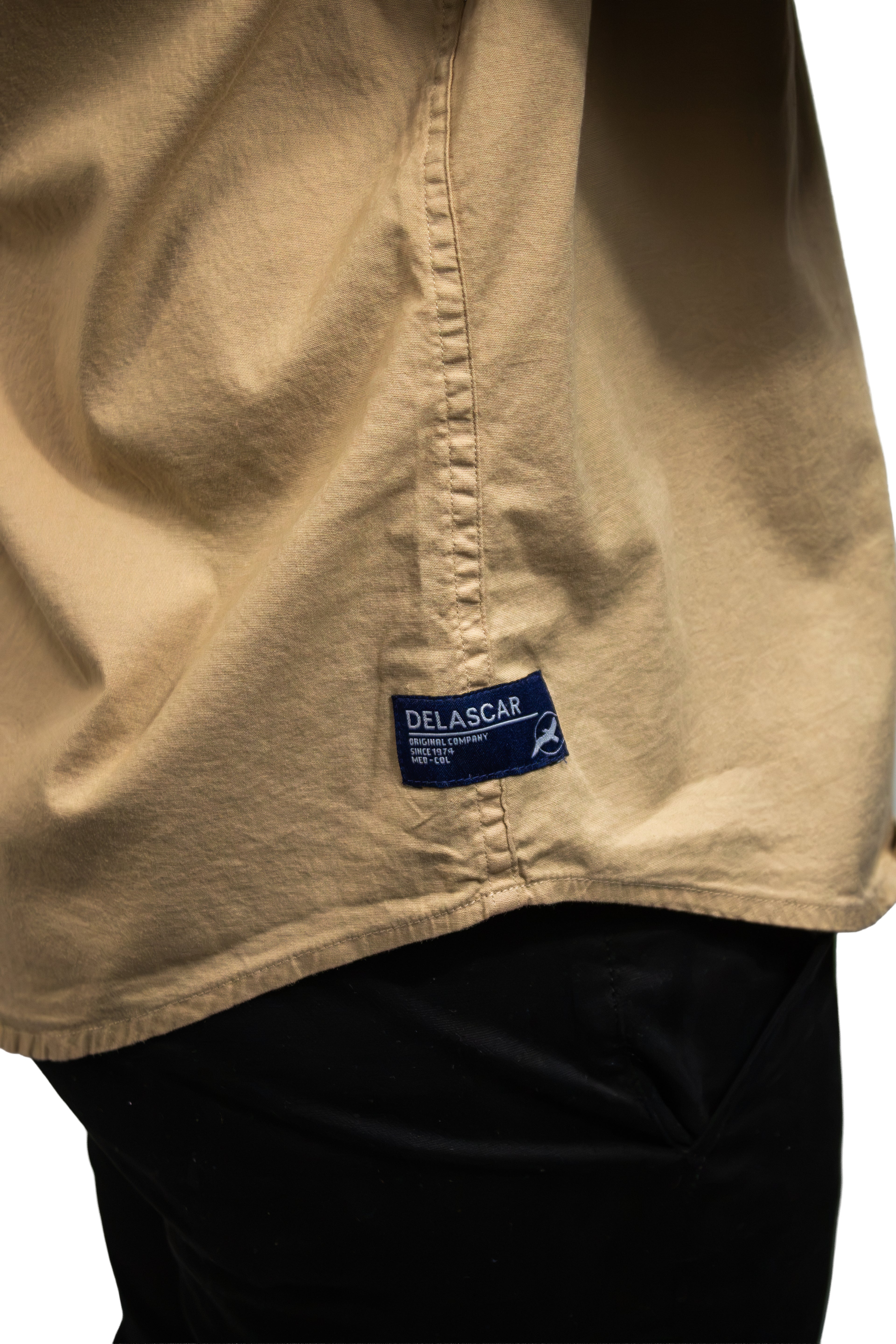 CAMISA MANGA LARGA CAFE EN POPELINA PARA HOMBRE
