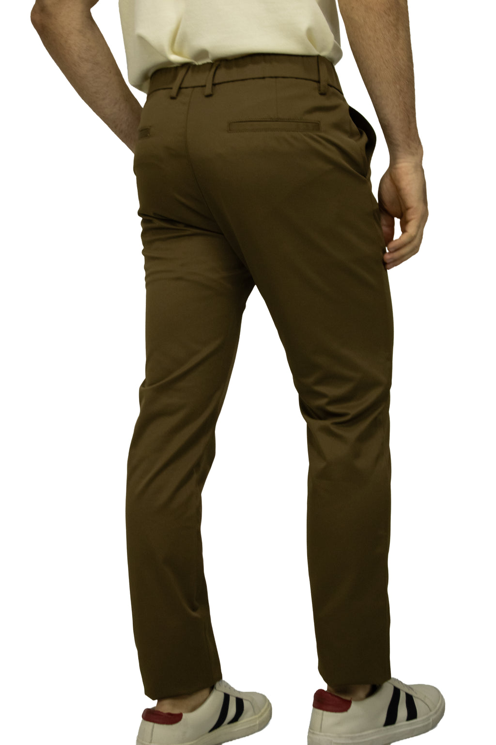 PANTALÓN CAFÉ PARA GOLF