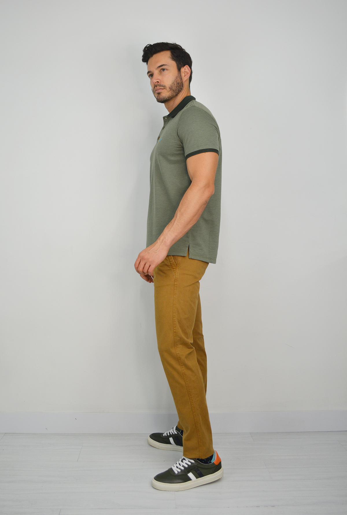 Camiseta Verde Tipo Polo Para Hombre CPB017