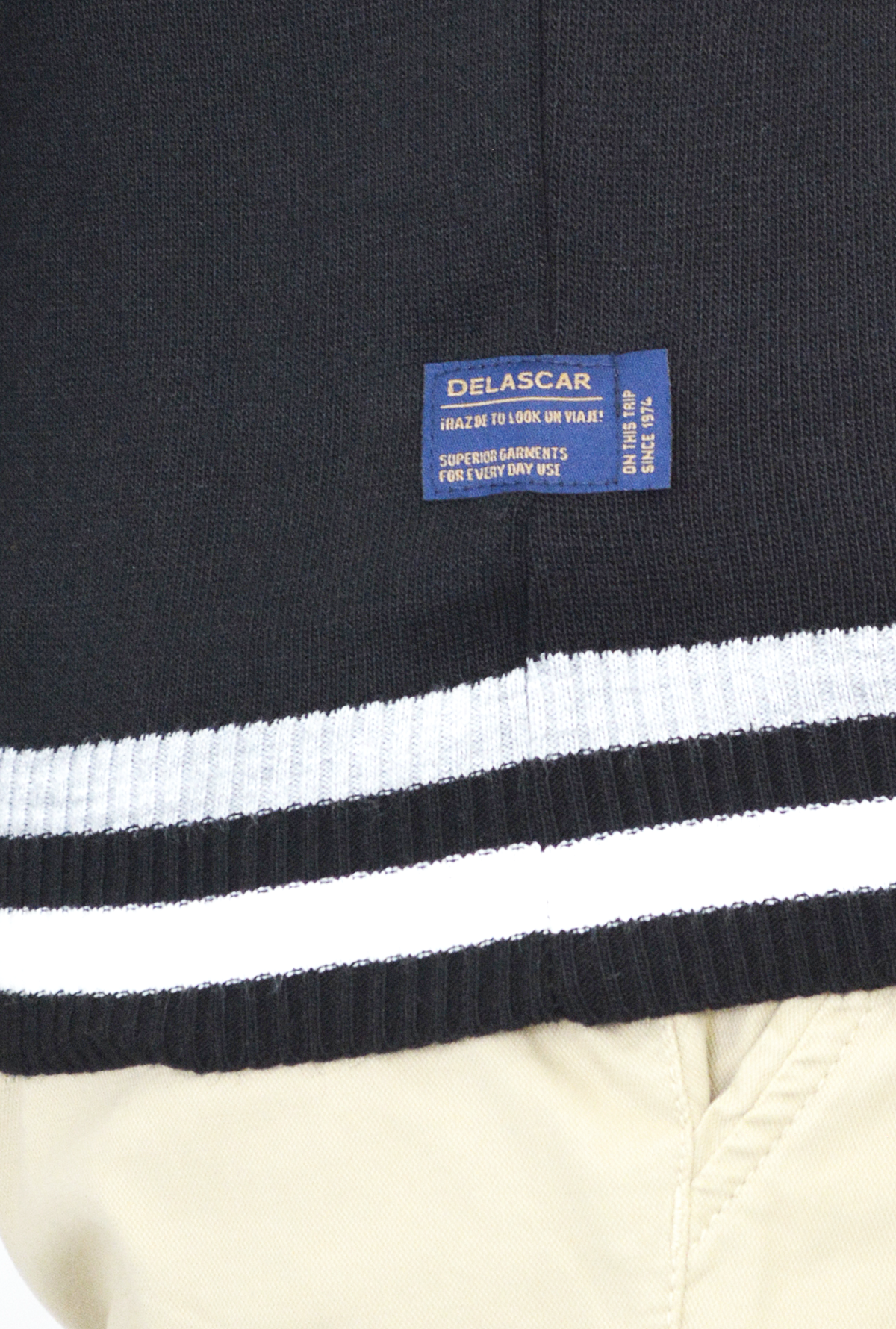 Sweater tejido ligero Negro Para hombre  SW048
