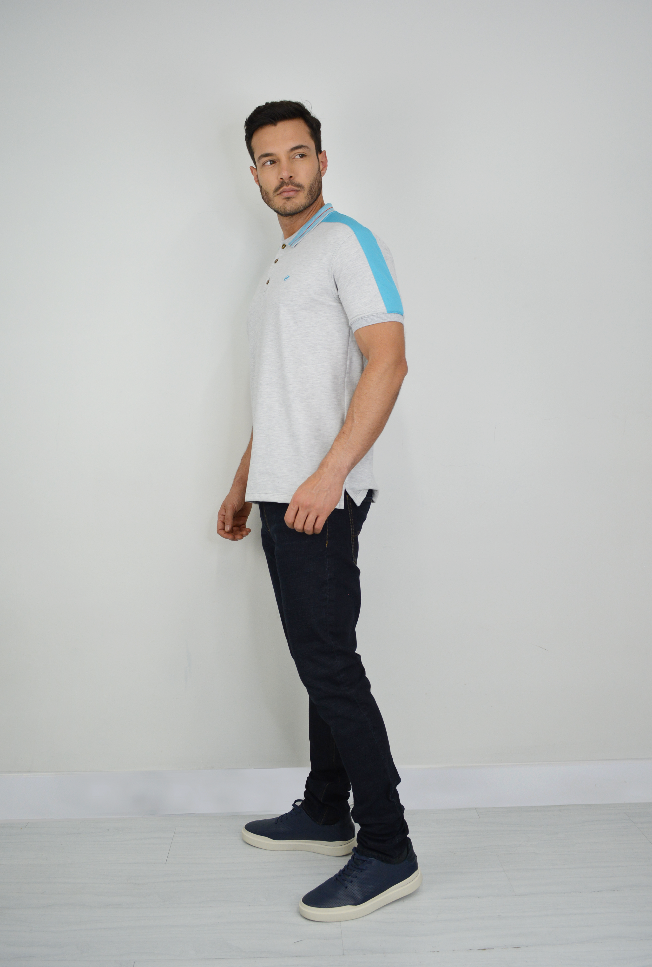 Camiseta Tipo Polo Gris Para Hombre DMP011