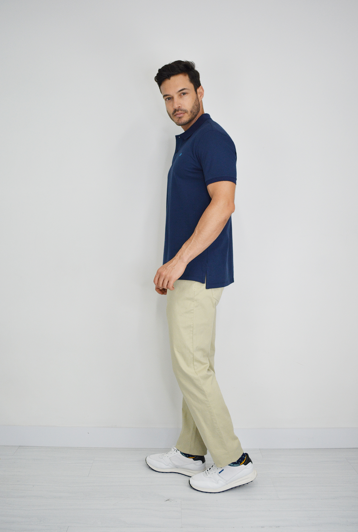 Camiseta Azul Oscura  Tipo Polo Para Hombre CPB08