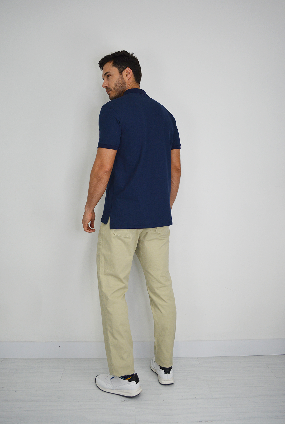 Camiseta Azul Oscura  Tipo Polo Para Hombre CPB08