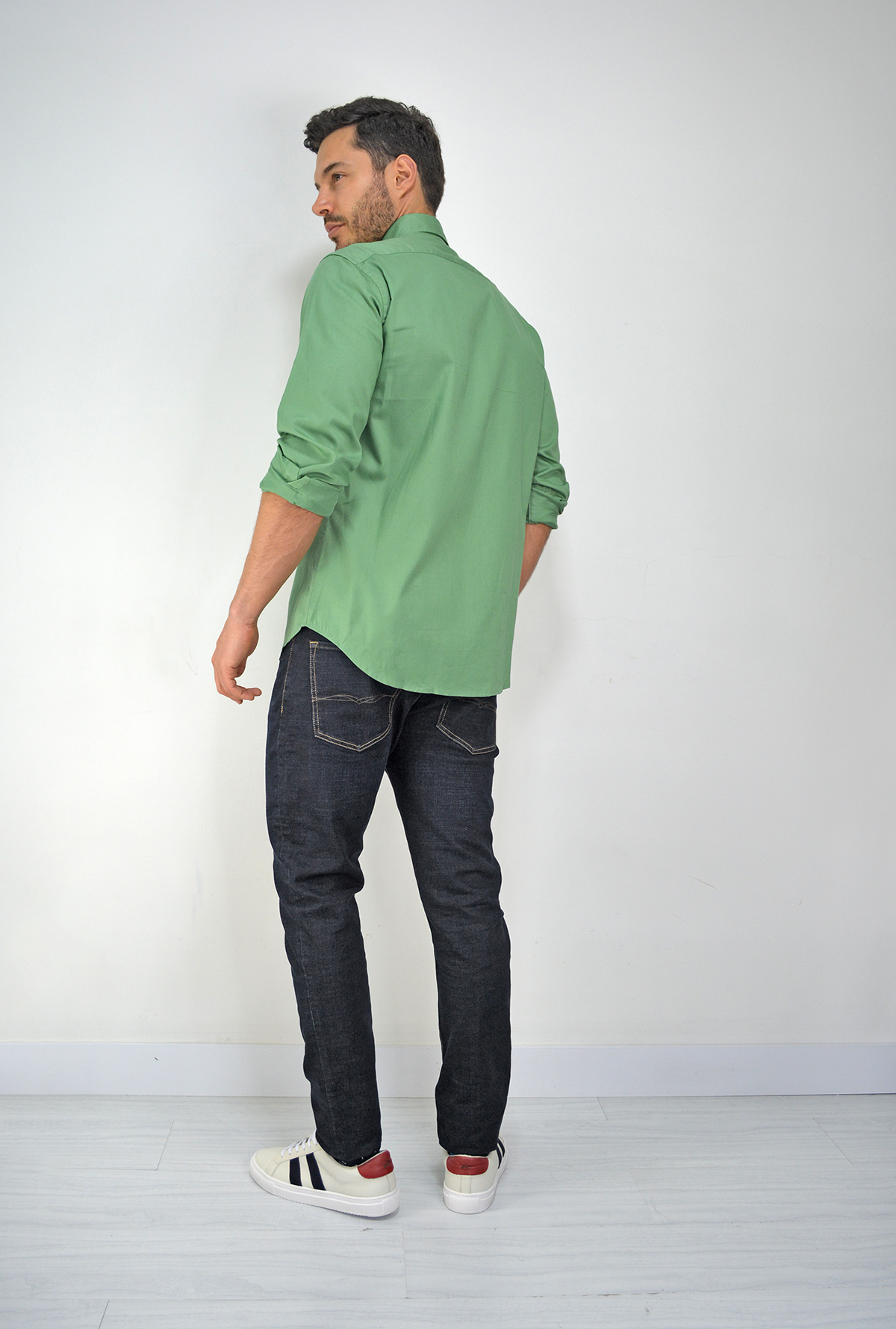 Camisa verde  Manga Larga para hombre  CBML3055