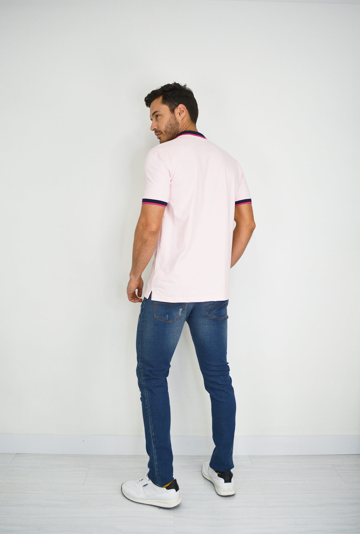 Camiseta Tipo Polo Rosada para Hombre DMP013