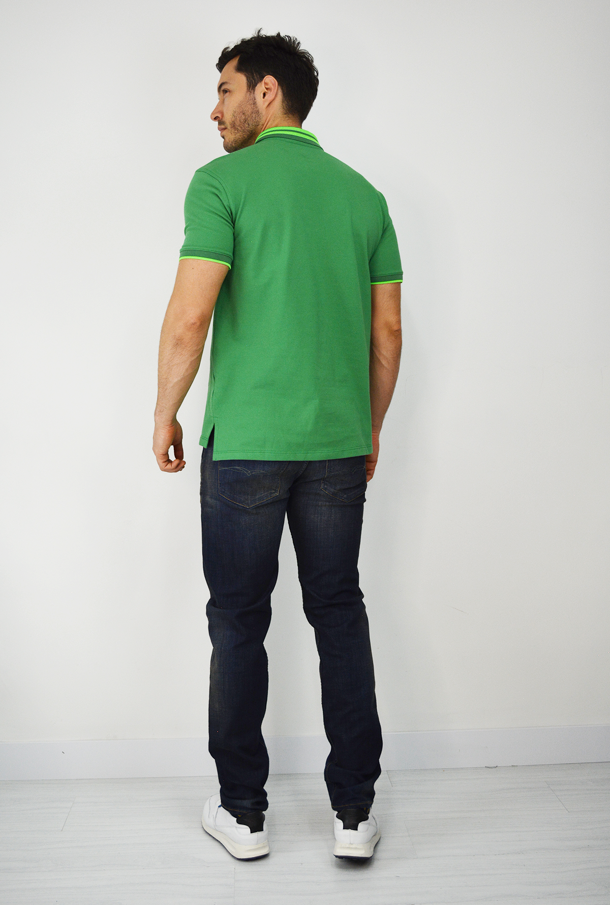 Camiseta Tipo Polo Verde  Para Hombre CP030