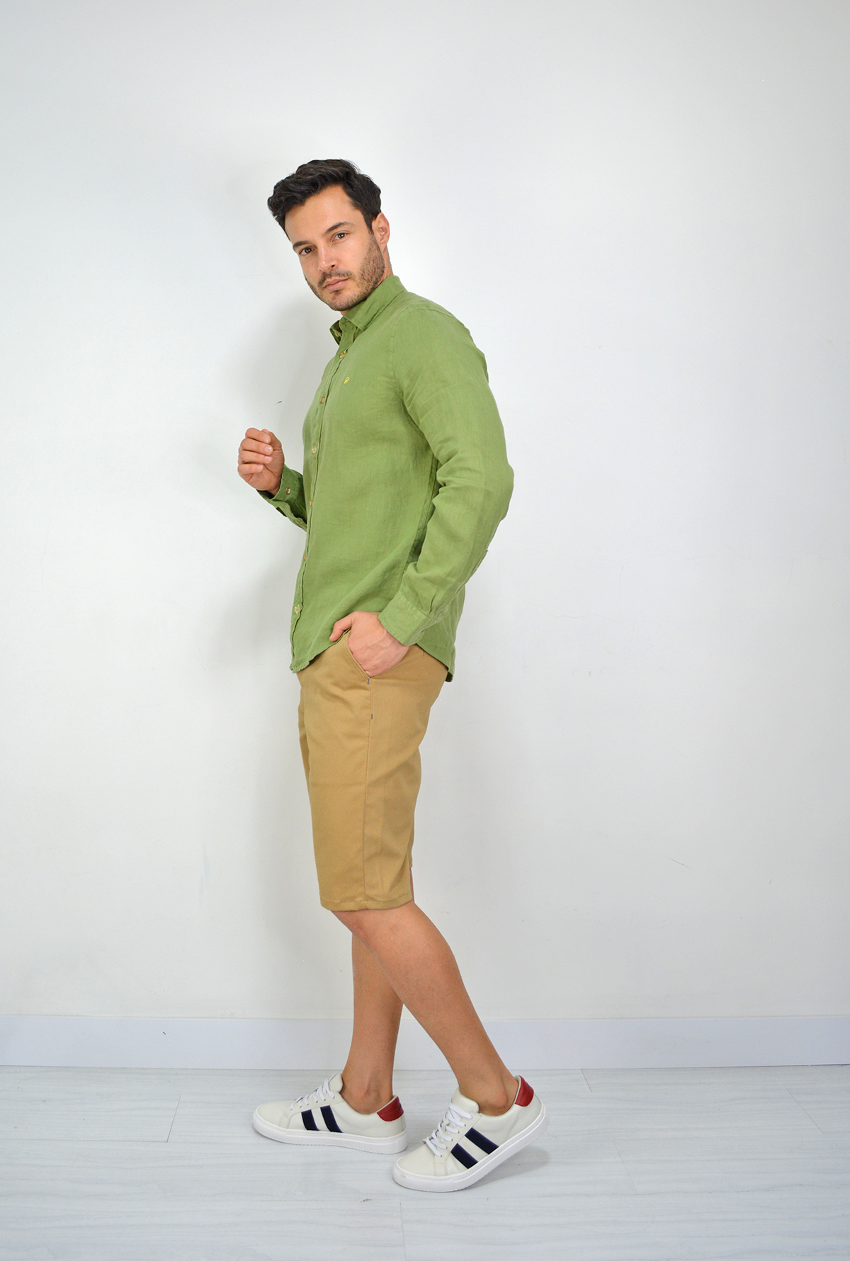 Camisa verde de lino manga larga CML3053