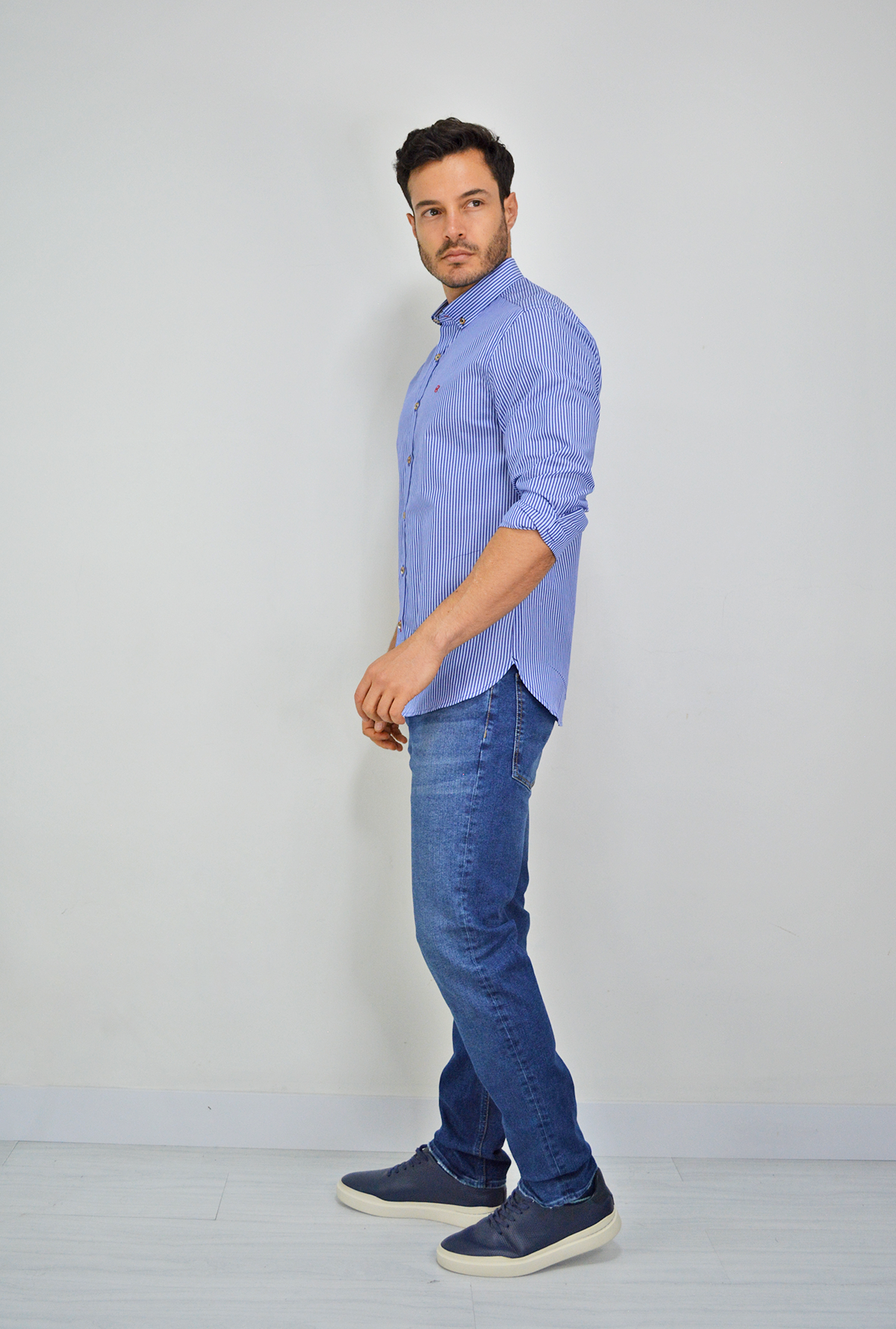 Camisa manga larga a rayas para hombre DMCML17