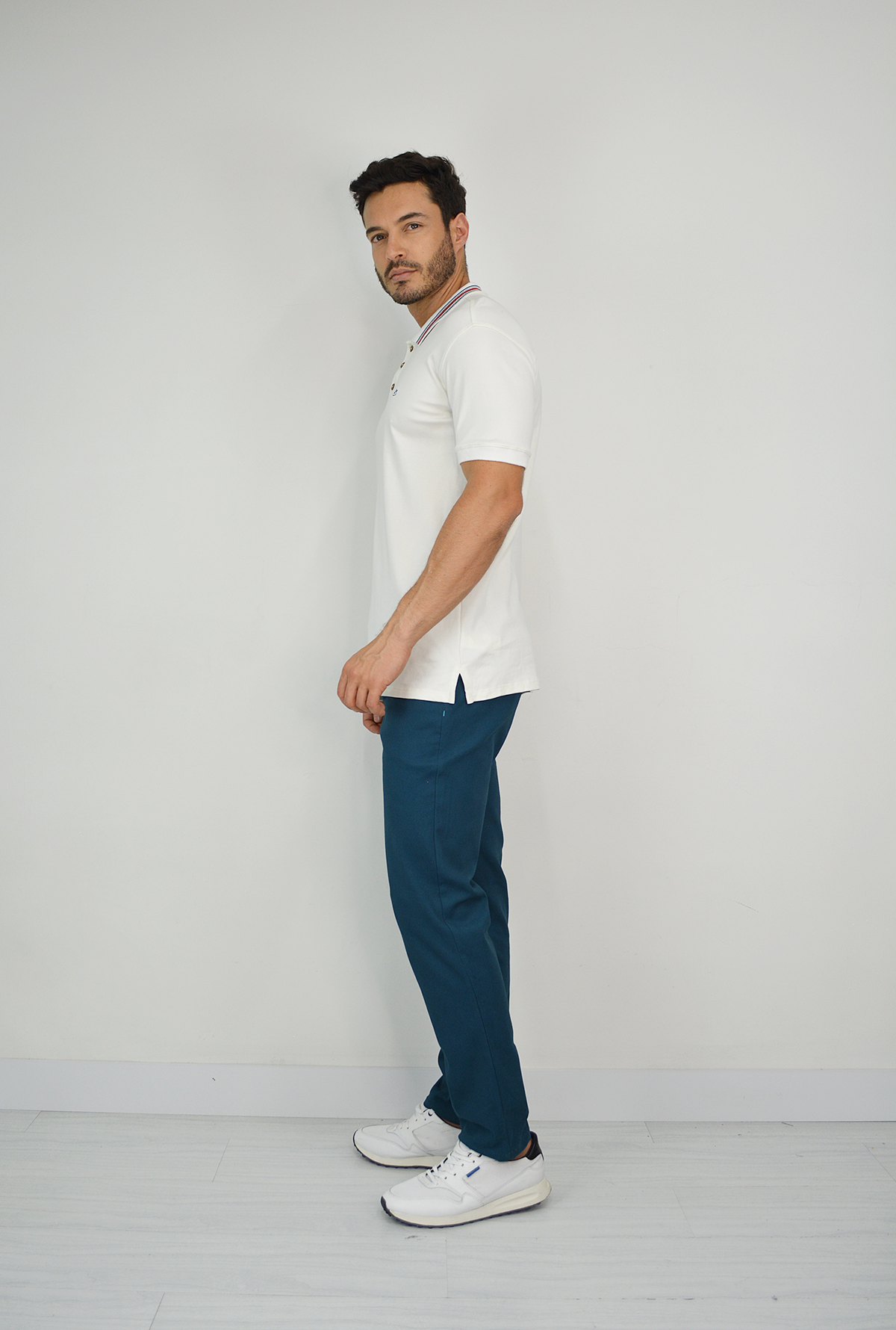 Camiseta Blanca Tipo Polo Para Hombre DMM05
